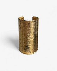 Brazalete must